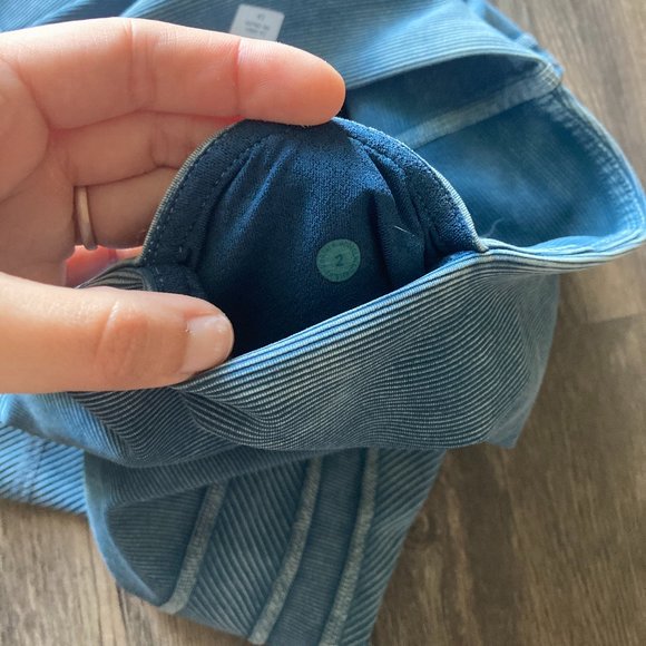 Lululemon Ribbed Moto Style Leggings, Size 2, Petite Friendly, Lightly Used - Picture 3 of 4